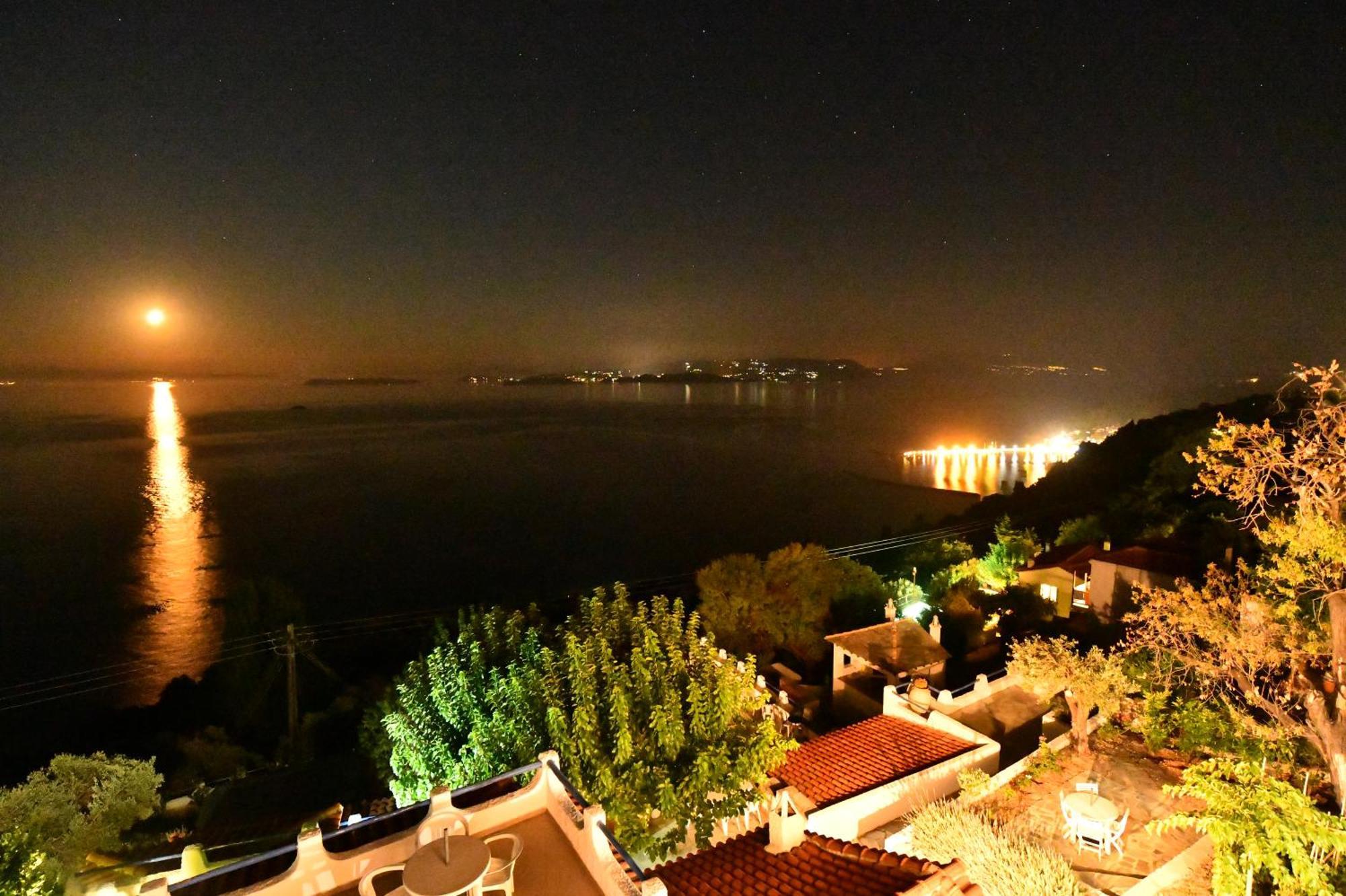 Secret Sporades Panoramic Residence Klima  Ruang foto