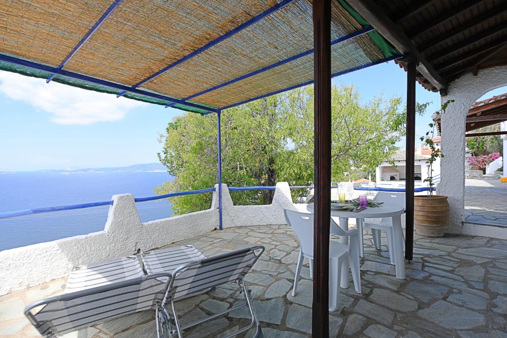 Secret Sporades Panoramic Residence Klima  Ruang foto