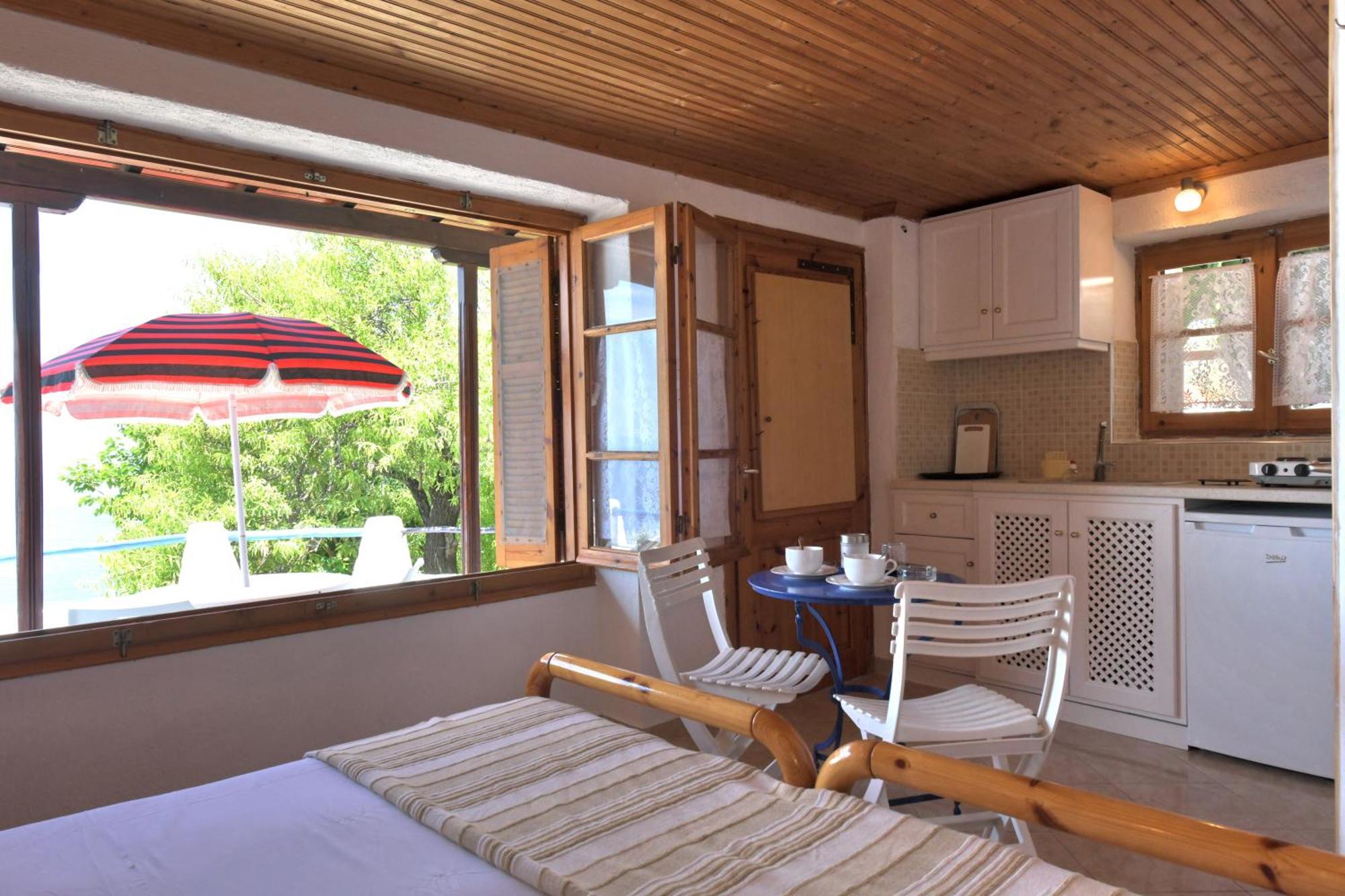 Secret Sporades Panoramic Residence Klima  Ruang foto